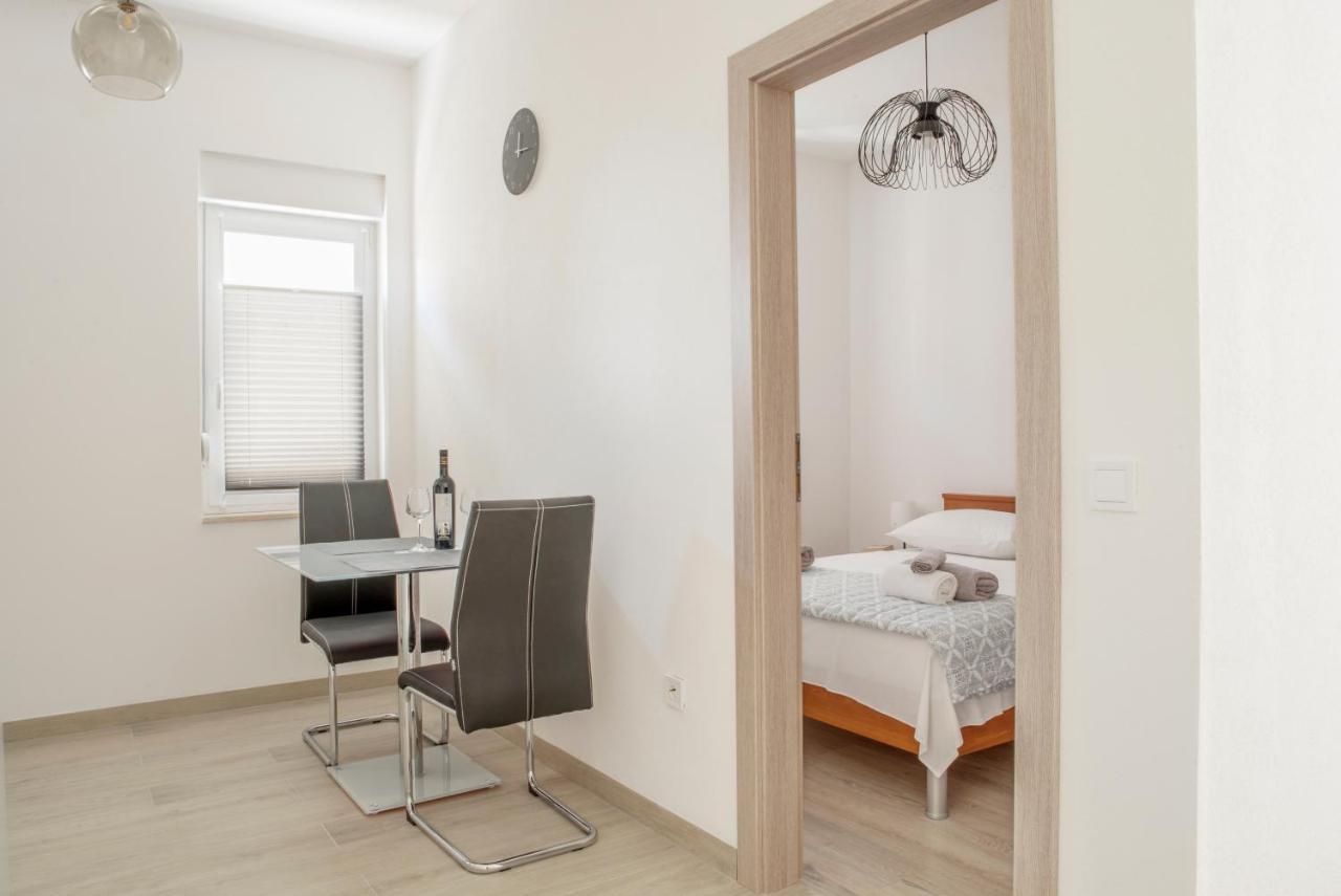 Apartmani Vudrag Trogir Eksteriør bilde